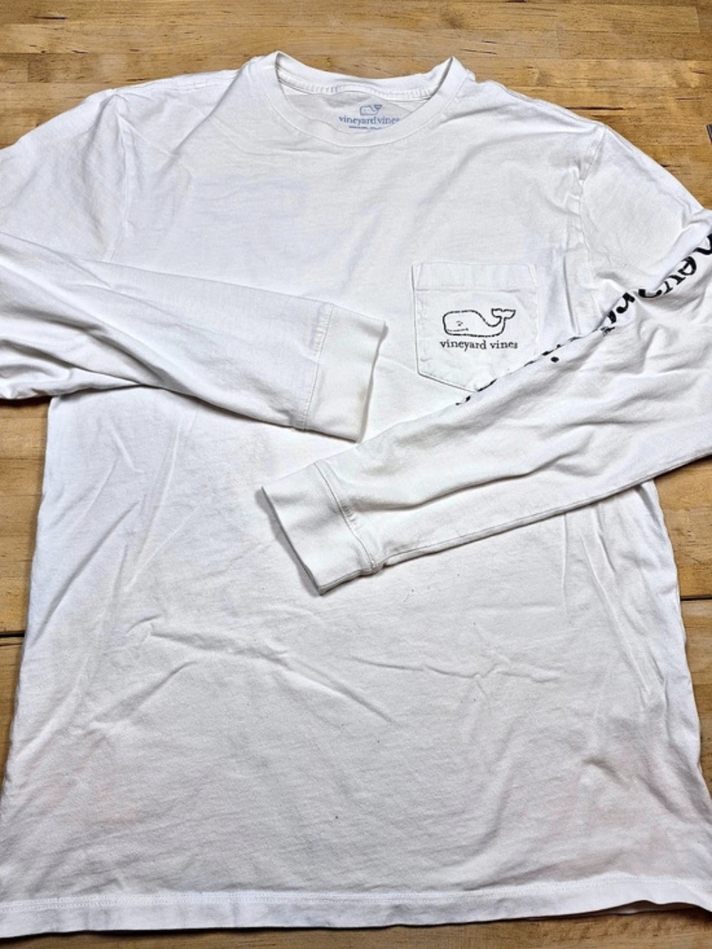 vineyard vines Long-Sleeve Pocket T-Shirt White Small